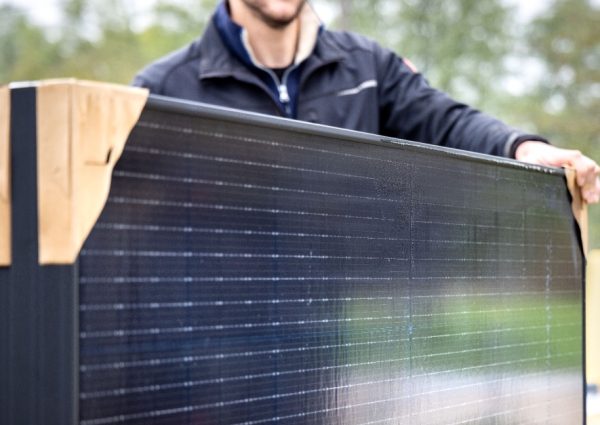 66bcc1e9792f149a0cc4c741_solar panels